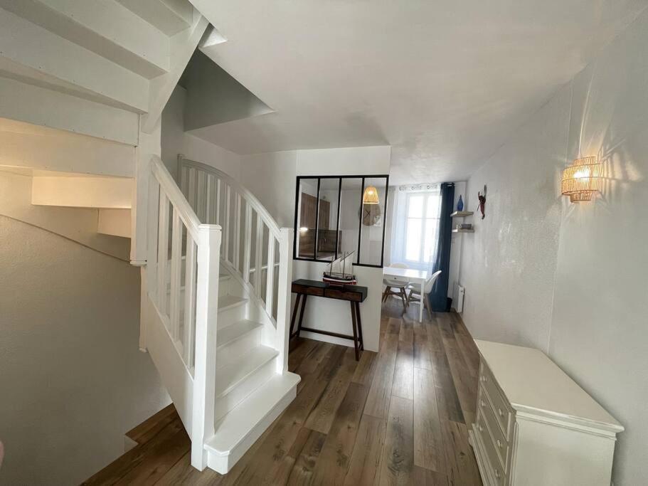 Charmante Maison Au Village Груисан Екстериор снимка