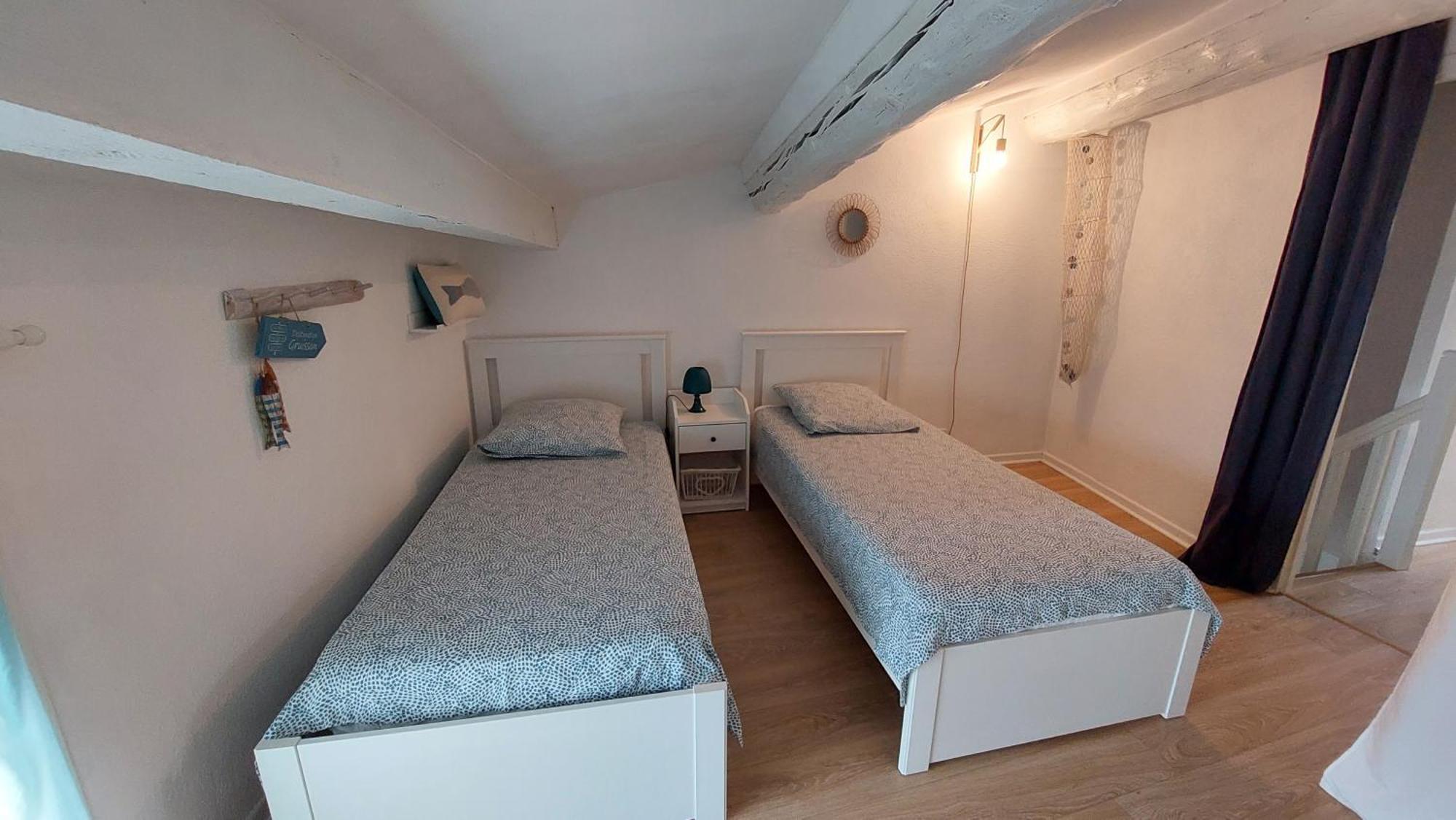 Charmante Maison Au Village Груисан Екстериор снимка